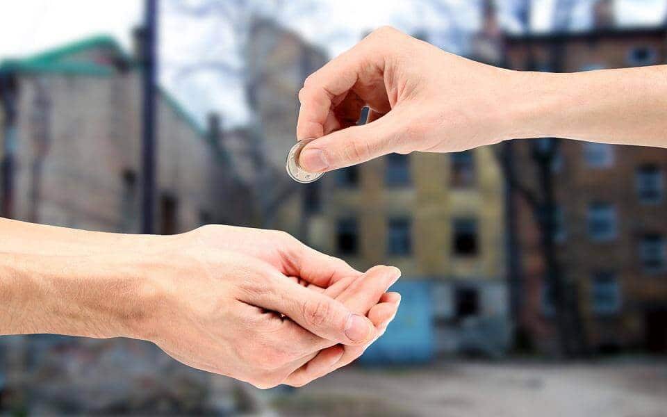 Как правильно заниматься благотворительностью