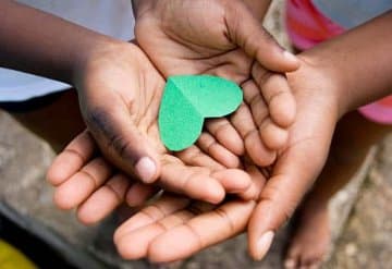 Расходы на благотворительность: как рассчитать социальный вычет