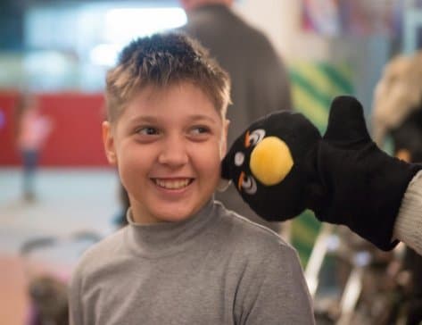 После курса послеоперационной реабилитации в РЦ «Сакура» Герц Александр встал на ноги