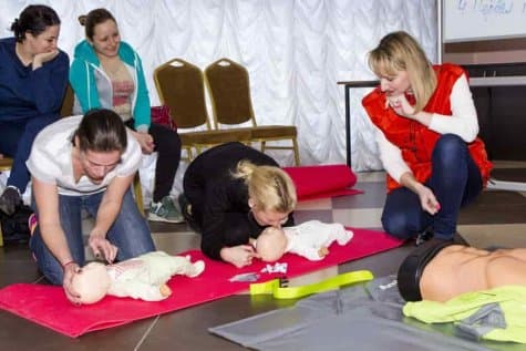 Медицинская помощь ребенку. Часть 2