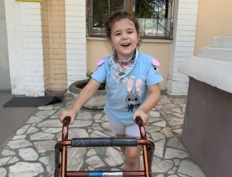 Дорожкина Камила прошла лечение в РЦ «Первый шаг»