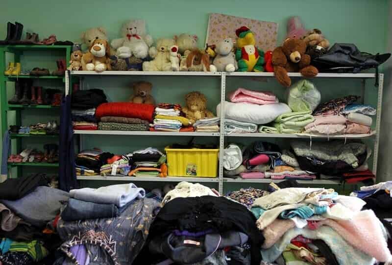 Благотворительные магазины — что это и как работают