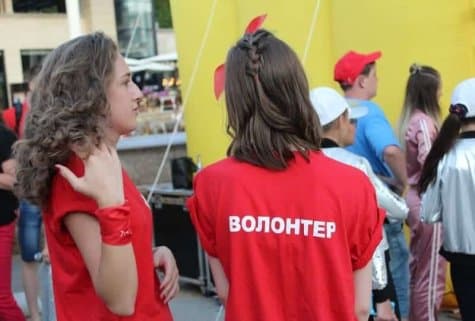 Зачем стране волонтёры